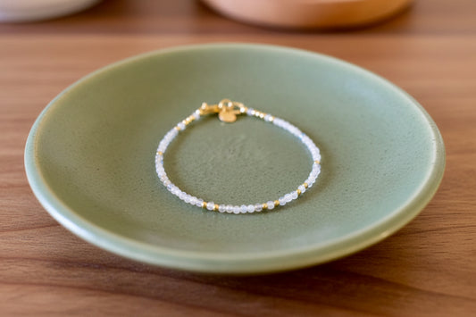 Labradorite  Gemstone  Bracelet in with Silver Beads and clasp